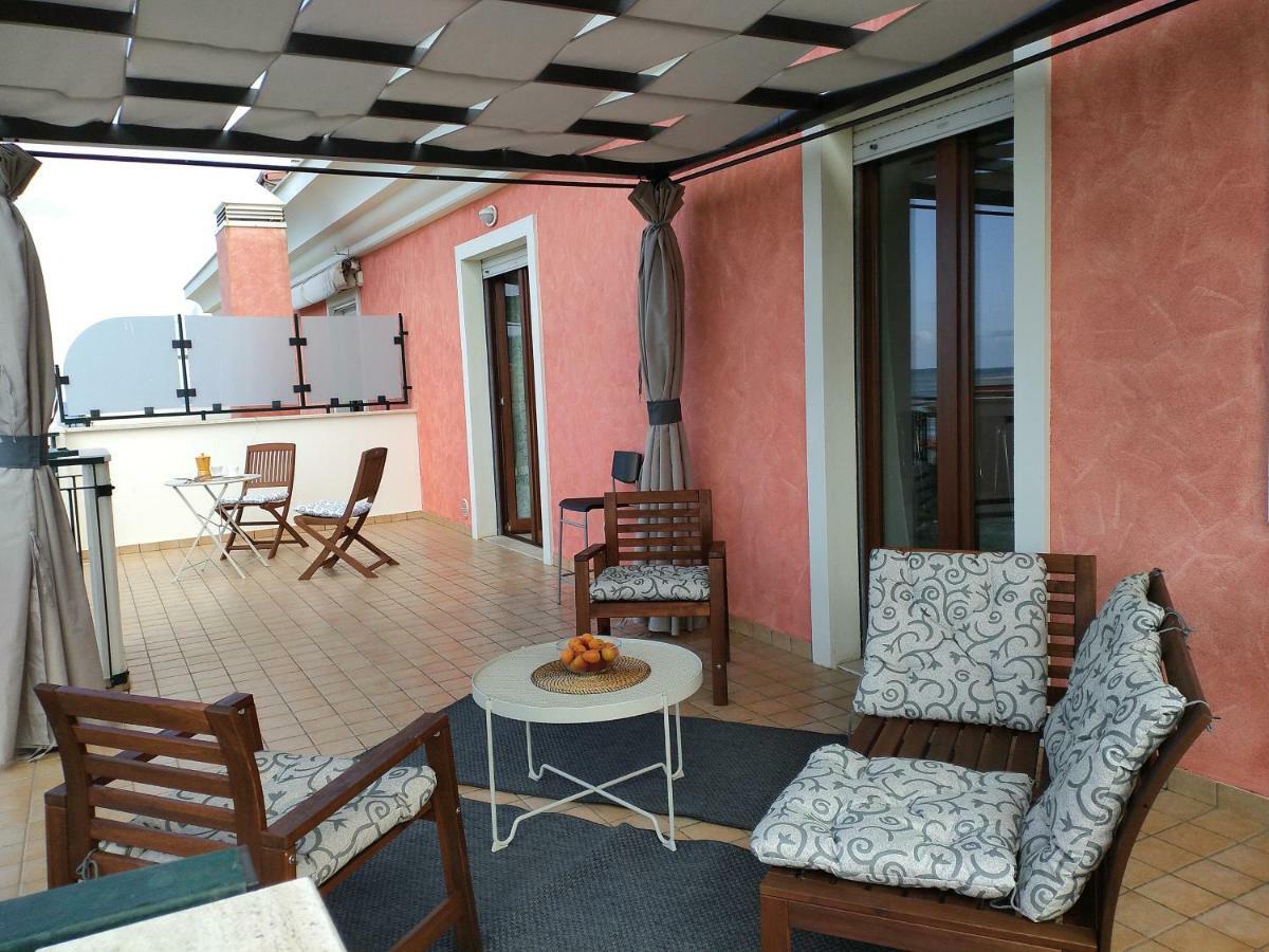 Penthouse On The Adriatic Sea Apartment Martinsicuro Exterior photo